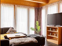 Luxurious Chalet in Murau with Outside Hot Tub