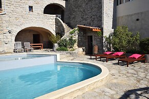 Garrigue Hideaway in Lanas