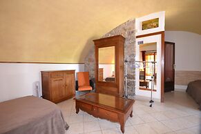 Garrigue Hideaway in Lanas