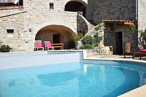 Garrigue Hideaway in Lanas