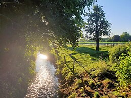 Flat in Water Mill 10 km From Maastricht