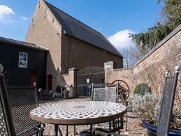 Flat in Water Mill 10 km From Maastricht