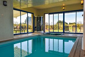 Seaside Villa With Pool in Moelan