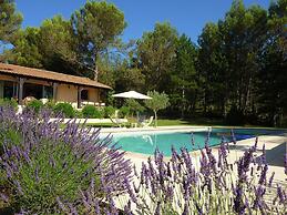 Saint-siffret: Forest & Pool