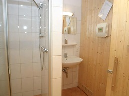 Chalet With Sauna, Pool & Valley-views in Wald