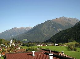 Chalet With Sauna, Pool & Valley-views in Wald