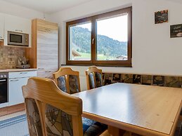 Lovely Apartment in Kleinarl near Ski Area