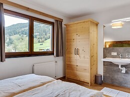 Lovely Apartment in Kleinarl near Ski Area