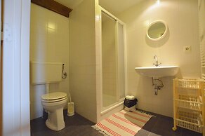 Spacious Villa near Town Center in Mesch