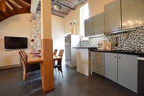 Spacious Villa near Town Center in Mesch