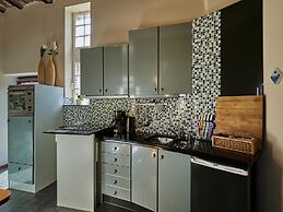 Spacious Villa near Town Center in Mesch