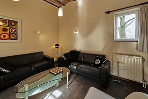 Spacious Villa near Town Center in Mesch