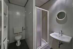 Spacious Villa near Town Center in Mesch