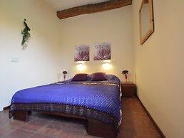 Spacious Villa near Town Center in Mesch