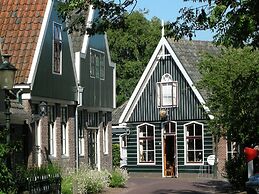 Luxury Holiday Home near Amsterdam