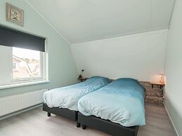 Nice House with Large Garden in Noordwijk near Sea