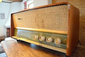 Hideaway: Sauna, Tennis & Trampoline