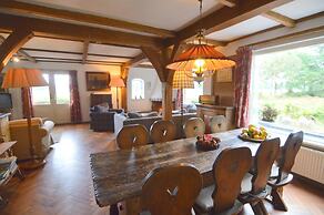 Hideaway: Sauna, Tennis & Trampoline