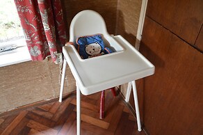 Hideaway: Sauna, Tennis & Trampoline