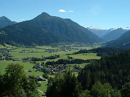 Classic Apartment near Flachau Salzburg with Mountain View