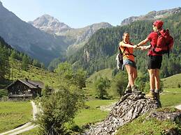 Classic Apartment near Flachau Salzburg with Mountain View