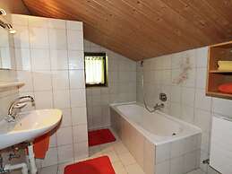 Splendid Apartment in Fugen near Ski Area