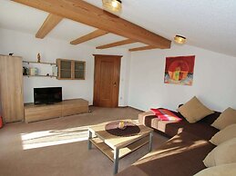 Splendid Apartment in Fugen near Ski Area
