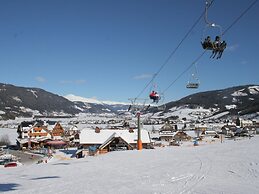 Welcoming Apartment in Sankt Margarethen im Lungau near Ski Area