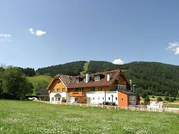Welcoming Apartment in Sankt Margarethen im Lungau near Ski Area