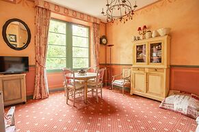 Studio in Montbrun Castle With Pool