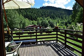 Quiet Chalet With Garden
