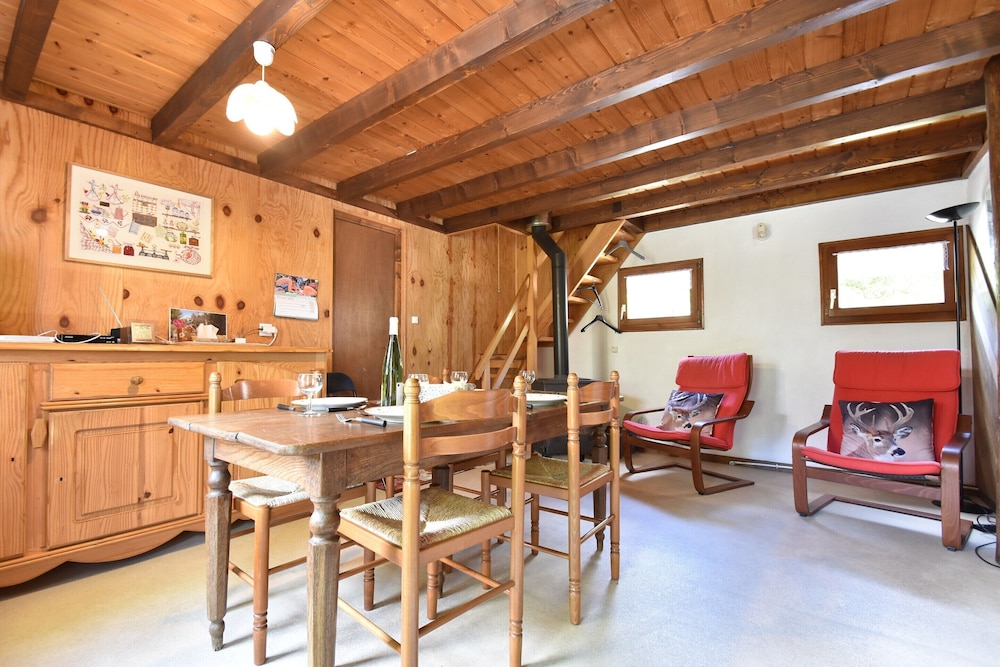 Quiet Chalet With Garden