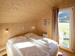 Classic Chalet With Infrared Sauna