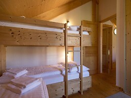 Classic Chalet With Infrared Sauna