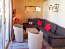 Classic Chalet With Infrared Sauna