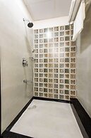 House of Backpackers