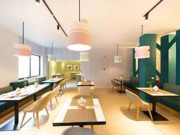 Ibis Suzhou Sanxiang Road Hotel