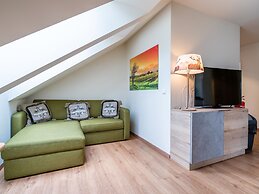 Cozy Apartment in Gosau With Shared Sauna