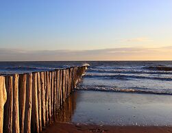 Luxurious Penthouse With 3 Bathrooms, Near the Sea