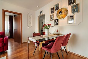 HOLT - Gryffindor Tower