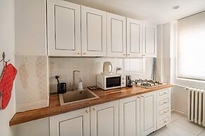 HOLT - Gryffindor Tower