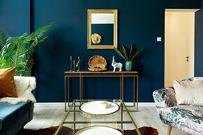 HOLT - Welcome to the Jungle