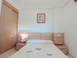 Piso De Dos Habitaciones Para Vacaciones a 2min de la Playa en Marina