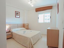 Piso De Dos Habitaciones Para Vacaciones a 2min de la Playa en Marina