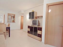 Piso De Dos Habitaciones Para Vacaciones a 2min de la Playa en Marina