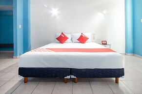 OYO Hotel Estacion,José Cardel,Parque Central Revolución