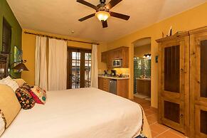 Casa De Amigos by Casago