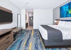 La Quinta Inn & Suites by Wyndham Dallas/Fairpark