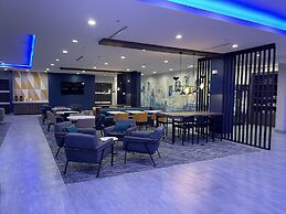 La Quinta Inn & Suites by Wyndham Dallas/Fairpark