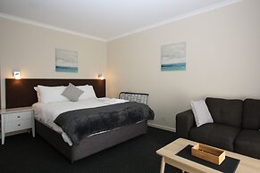 Resort Serviced Apartments - Mandurah